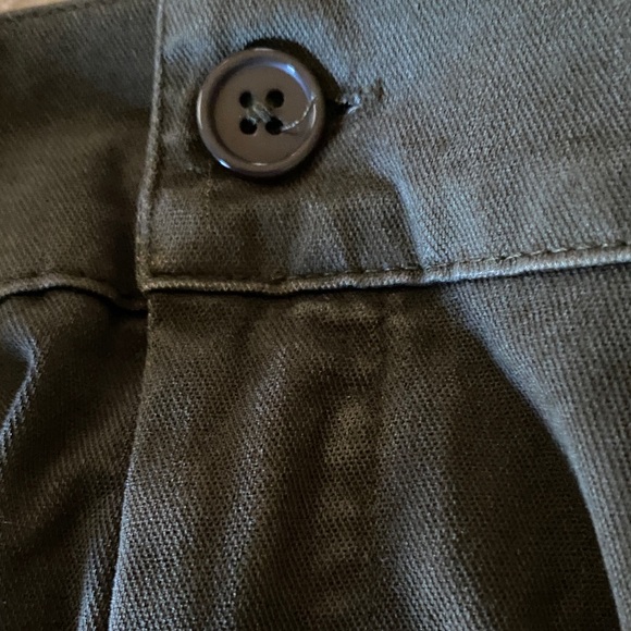 Bohemian Wide-Leg Olive Pants with Slits on Bottom Legs - Picture 5 of 6